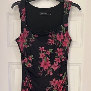 Sleeveless dress